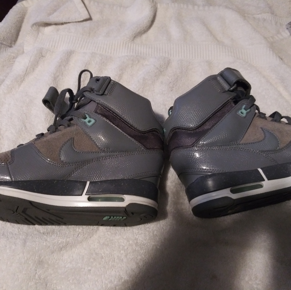 Nike wedge